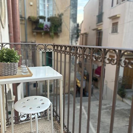 F Home Ното Экстерьер фото
