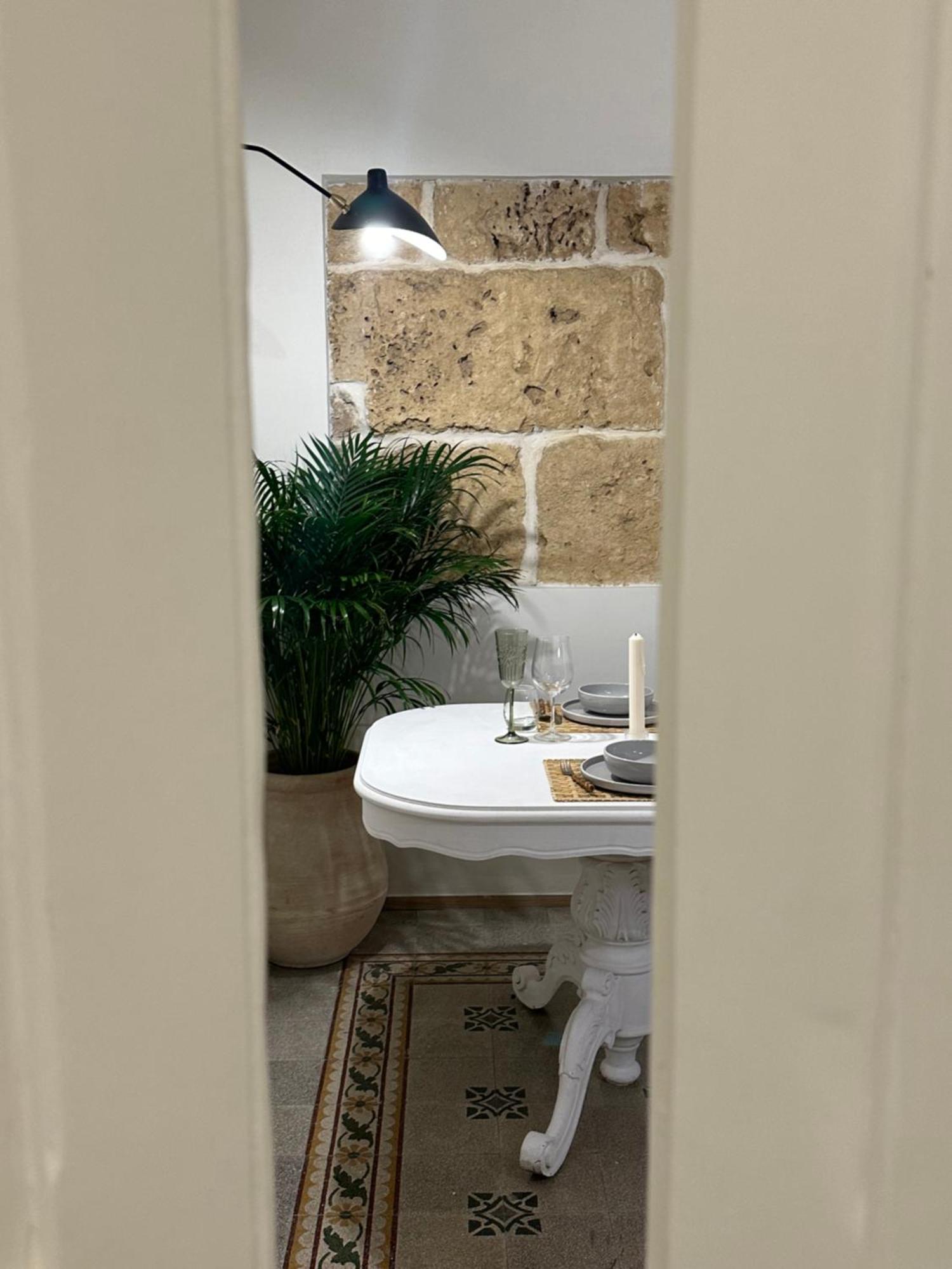 F Home Ното Экстерьер фото